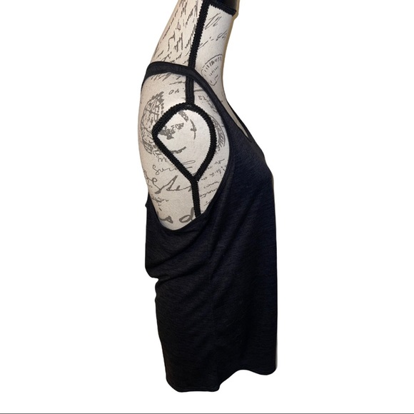 Layers Tank Top - Picture 3 of 6